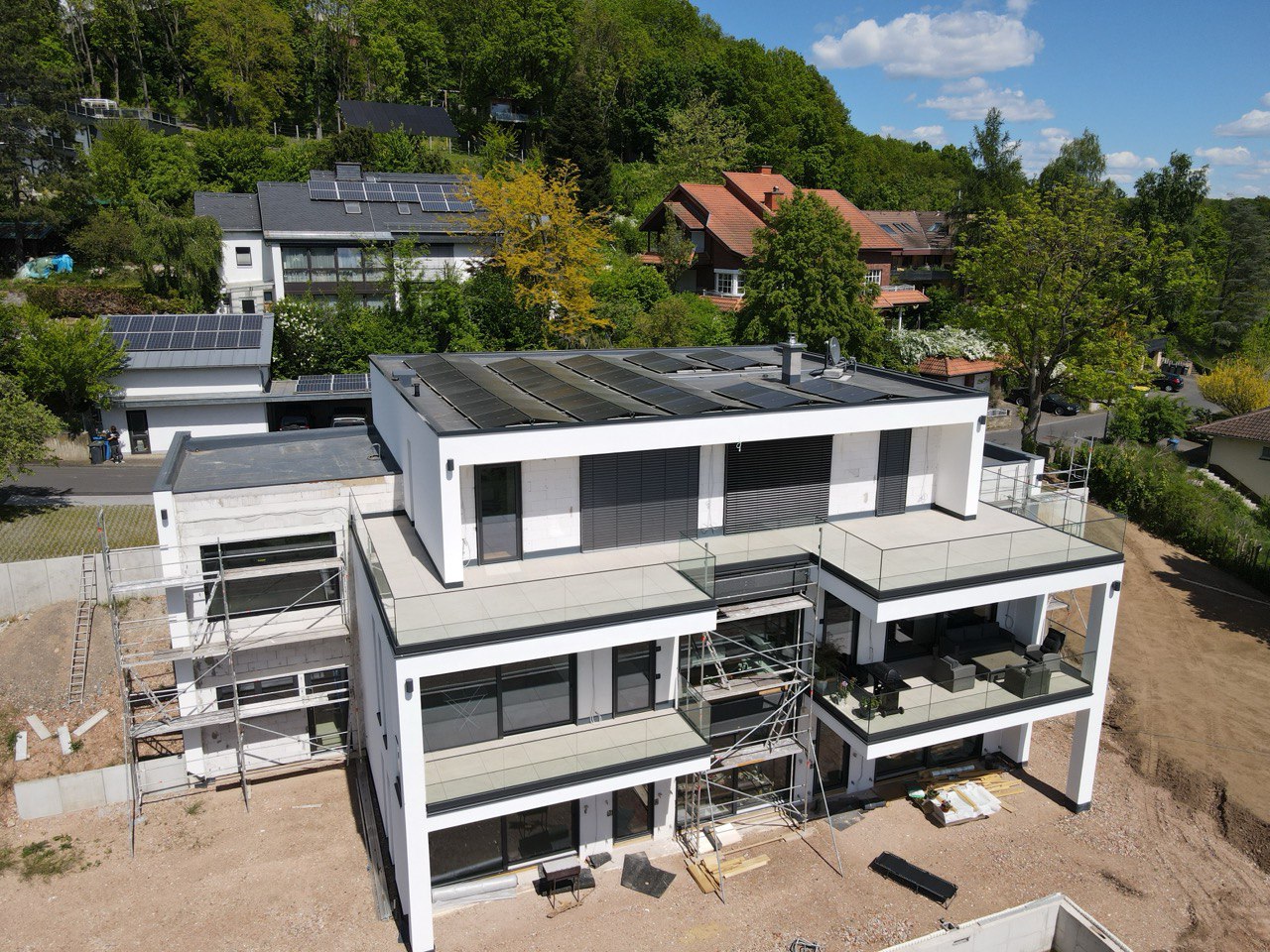 Neubau Flachdach mit Terrassen